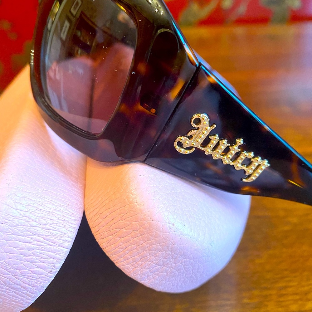 Shades of Couture by Juicy